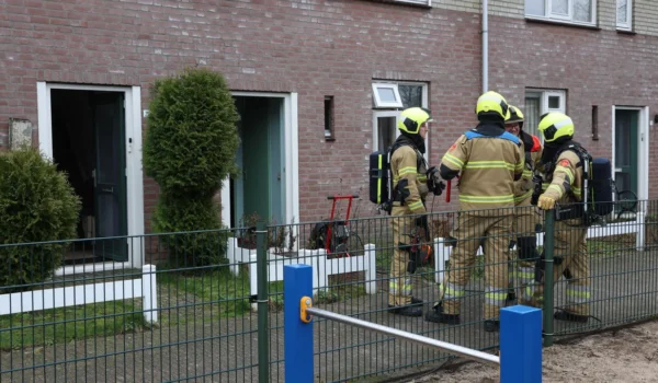 Bewoners ademen rook in bij keukenbrand in Den Dungen