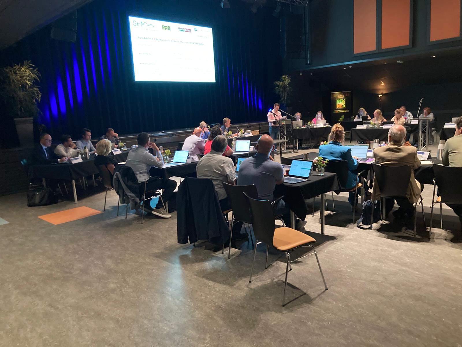 raadsvergadering 19-6-25.